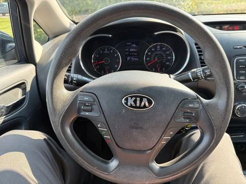 Used 2016 Kia Forte LX FWD image 22