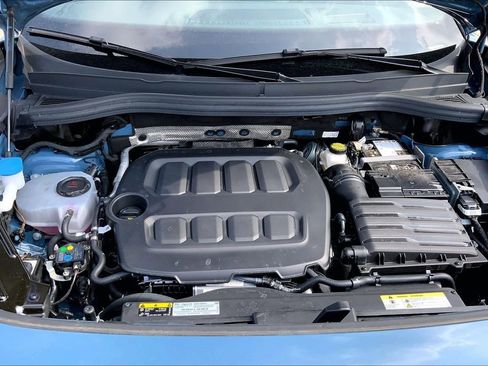 Certified 2025 Volkswagen Tiguan SE R-Line AWD/4WD image 10