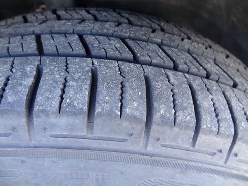 Used 2020 Ford Escape SEL image 12