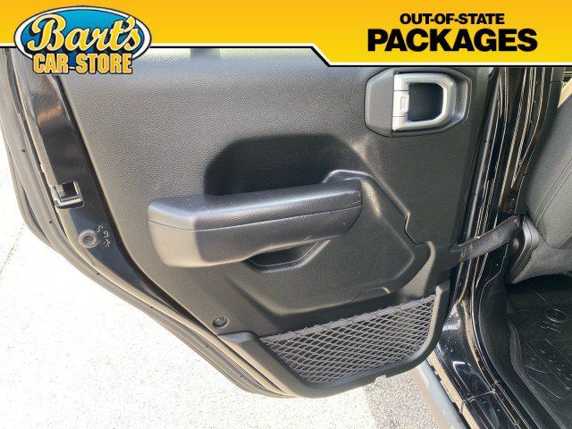 Used 2020 Jeep Gladiator Sport w/ Quick Order Package 23S AWD/4WD image 17