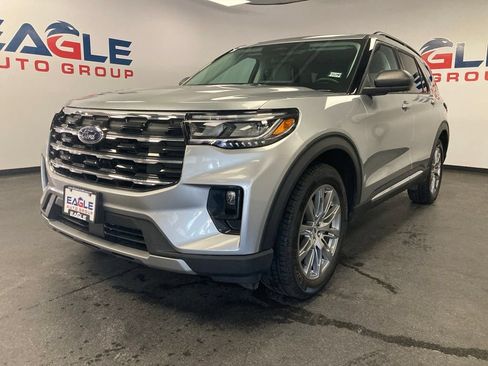 Used 2025 Ford Explorer Active w/ Active Comfort Package AWD/4WD image 5