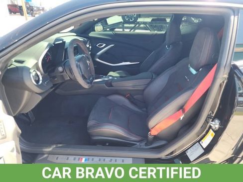 Used 2018 Chevrolet Camaro ZL1 RWD image 22