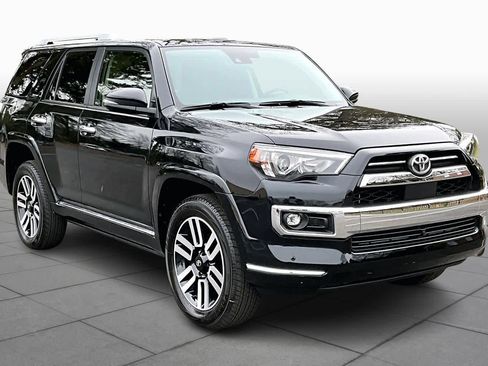 Used 2023 Toyota 4Runner Limited image 2