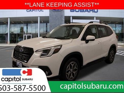 Used 2023 Subaru Forester Premium image 7
