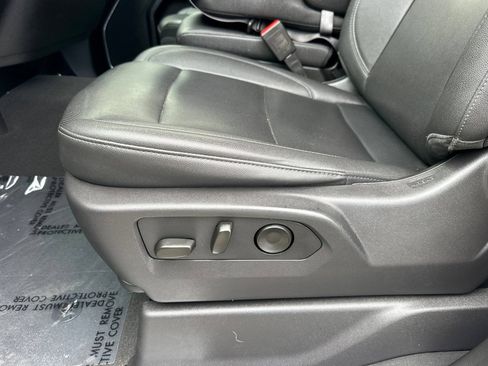 Certified 2024 GMC Sierra 1500 SLT RWD image 13