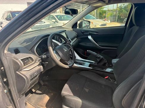 Used 2019 Mitsubishi Eclipse Cross ES FWD image 12