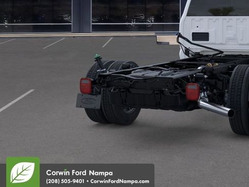 New 2025 Ford F550 4x4 Regular Cab Super Duty image 21