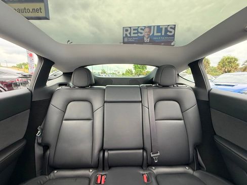 Used 2023 Tesla Model Y Long Range AWD/4WD image 19