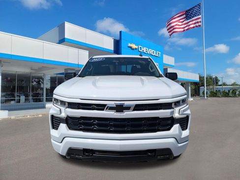 Used 2025 Chevrolet Silverado 1500 RST w/ Convenience Package II image 2