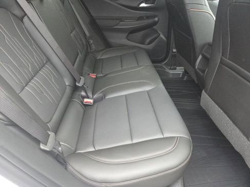 New 2026 Buick Envista Avenir image 28