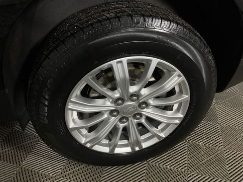 Used 2018 Cadillac XT5 Base image 36