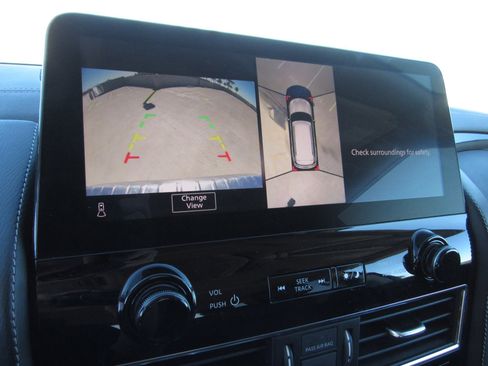 Used 2024 INFINITI QX80 Luxe image 22