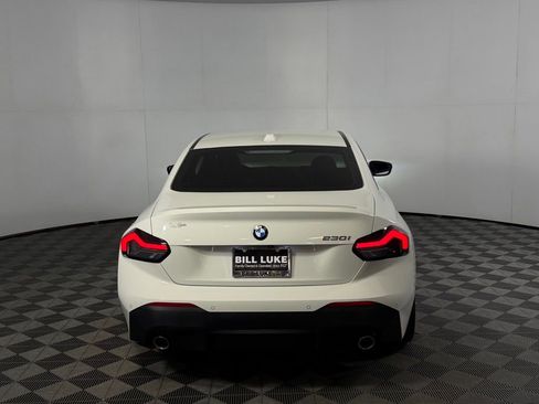Used 2024 BMW 230i Coupe w/ Convenience Package RWD image 14