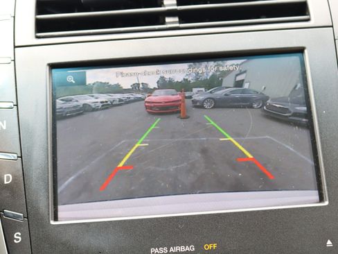 Used 2016 Lincoln MKZ image 23