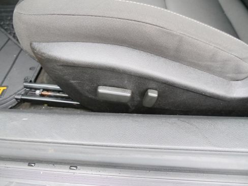 Used 2015 Chevrolet Camaro LT image 17