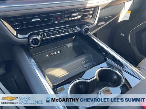 New 2026 Chevrolet Suburban RST image 55