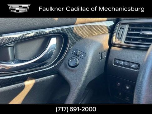 Used 2020 Nissan Rogue SL AWD/4WD image 29