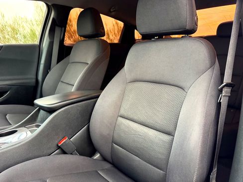 Used 2021 Chevrolet Malibu RS image 13