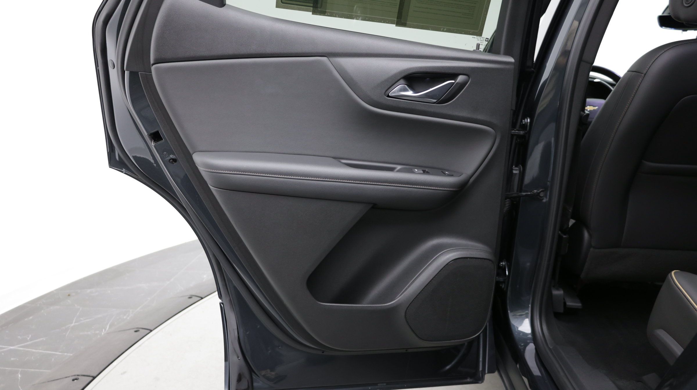 Used 2019 Chevrolet Blazer Premier w/ Sun and Wheels Package FWD image 31