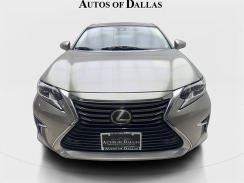 Used 2018 Lexus ES 350 w/ Premier Package image 3