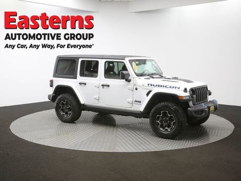 Used 2022 Jeep Wrangler Unlimited Rubicon 4xe w/ Cold Weather Group AWD/4WD image 48
