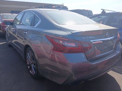 Used 2018 Nissan Altima 2.5 SR w/ SR Special Edition FWD image 4