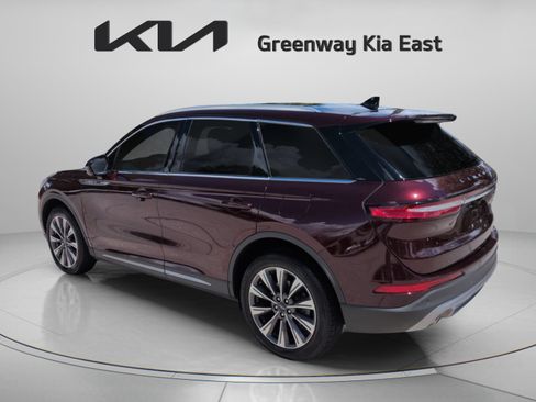 Used 2020 Lincoln Corsair Reserve w/ Equipment Group 202A AWD/4WD image 8