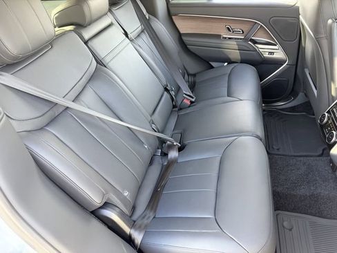 New 2026 Land Rover Range Rover SE AWD/4WD image 13