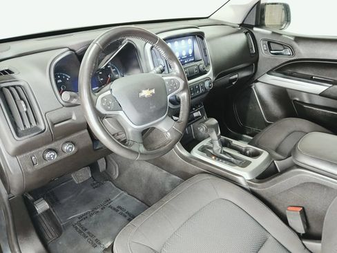 Used 2019 Chevrolet Colorado LT w/ LT Convenience Package AWD/4WD image 15