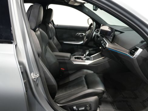 Used 2023 BMW M3 Competition w/ Executive Package image 39