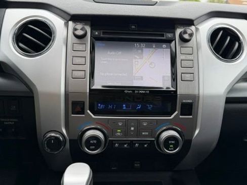 Used 2017 Toyota Tundra Platinum AWD/4WD image 28