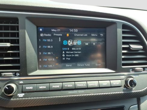Used 2018 Hyundai Elantra Sport FWD image 14