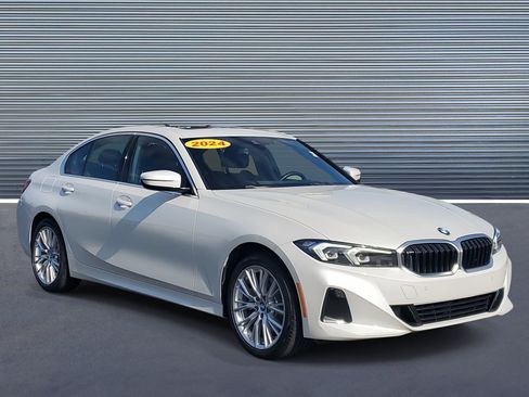 Used 2024 BMW 330i 330i w/ Convenience Package image 2