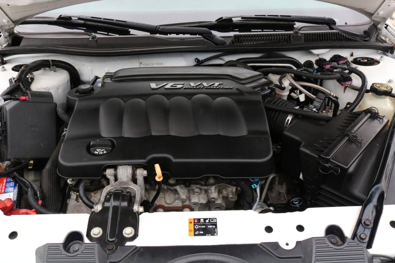 Used 2014 Chevrolet Impala LTZ FWD image 42