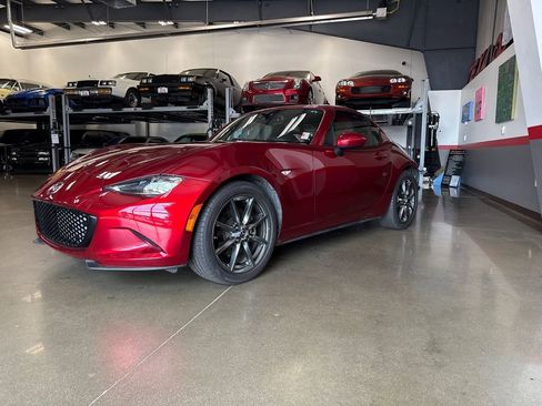 Used 2019 MAZDA MX-5 Miata RF Grand Touring w/ Interior Package image 37