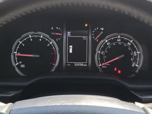 Used 2023 Toyota 4Runner TRD Off-Road Premium w/ Off Road Premium Plus Package AWD/4WD image 32