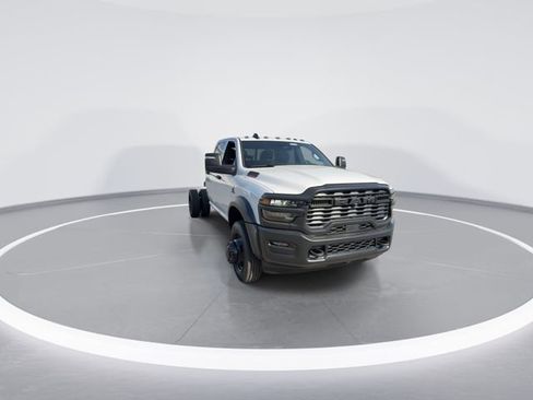 New 2026 RAM 5500 Tradesman AWD/4WD image 3