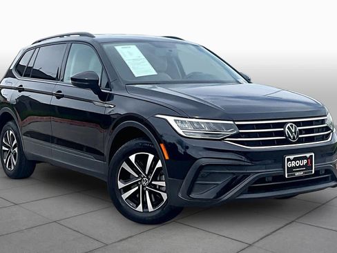 Used 2022 Volkswagen Tiguan S FWD image 3