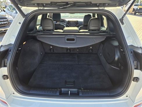 Used 2019 Jeep Cherokee High Altitude image 16