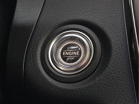 Used 2021 Mercedes-Benz GLC 300 image 16