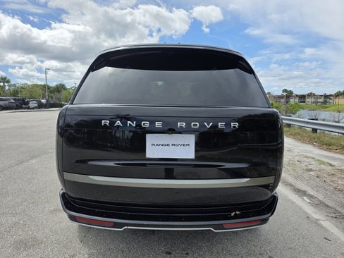 New 2026 Land Rover Range Rover SE image 6