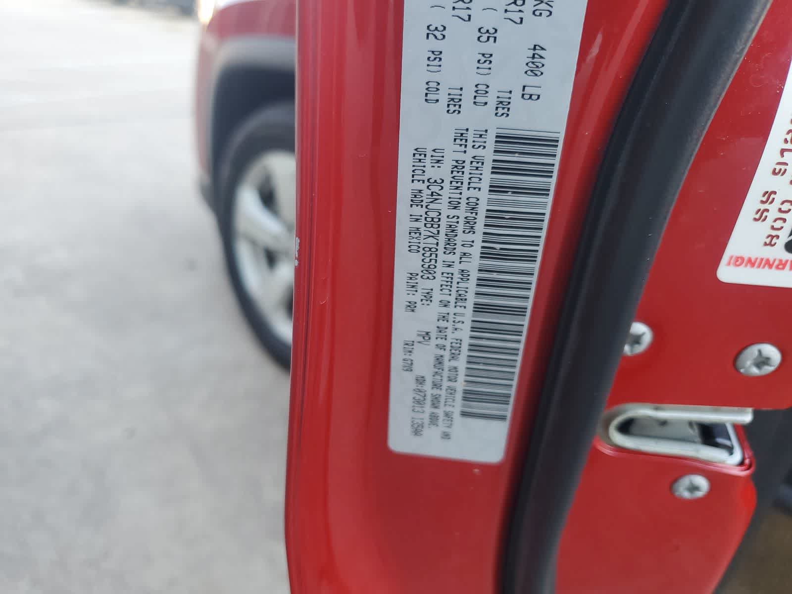 Used 2019 Jeep Compass Latitude FWD image 27