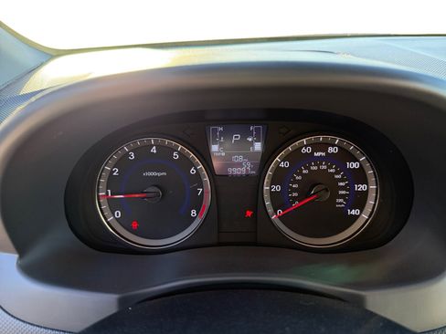 Used 2016 Hyundai Accent SE image 11