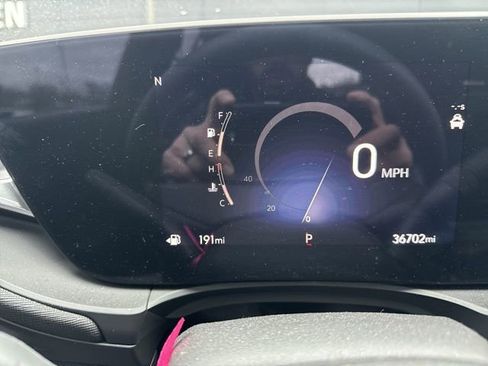 Used 2024 Buick Envista Preferred w/ Convenience II Package image 9