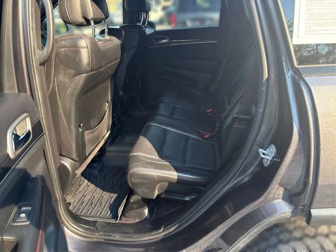 Used 2018 Jeep Grand Cherokee Trailhawk w/ Trailhawk Luxury Group image 10