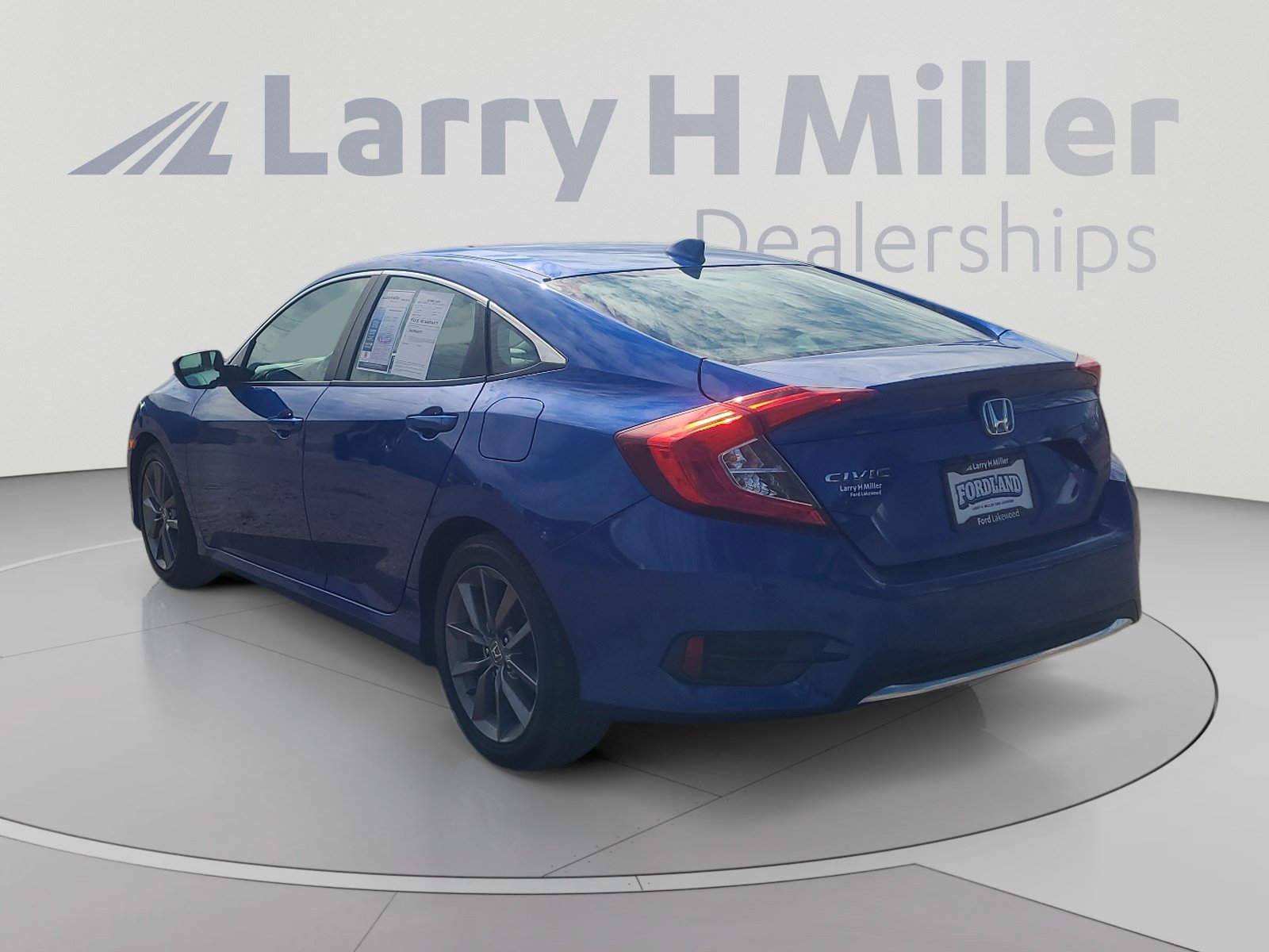 Used 2019 Honda Civic EX-L image 3
