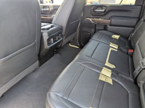 Used 2022 GMC Sierra 2500 Denali w/ Denali Black Diamond Edition image 21