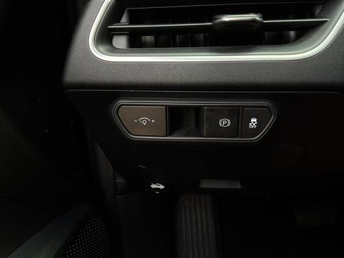 Used 2025 Kia K4 FWD image 21