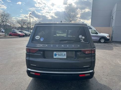 Used 2022 Jeep Wagoneer Series III w/ Premium Group I image 4