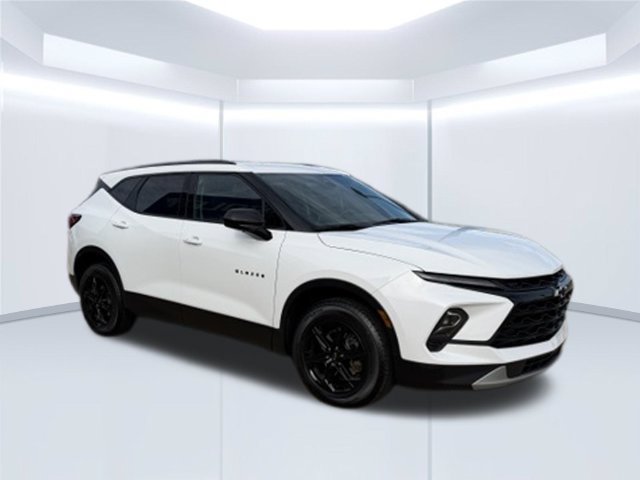 Certified 2024 Chevrolet Blazer LT w/ Convenience Package AWD/4WD image 12
